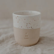 STEINGUT BECHER div. Gravuren