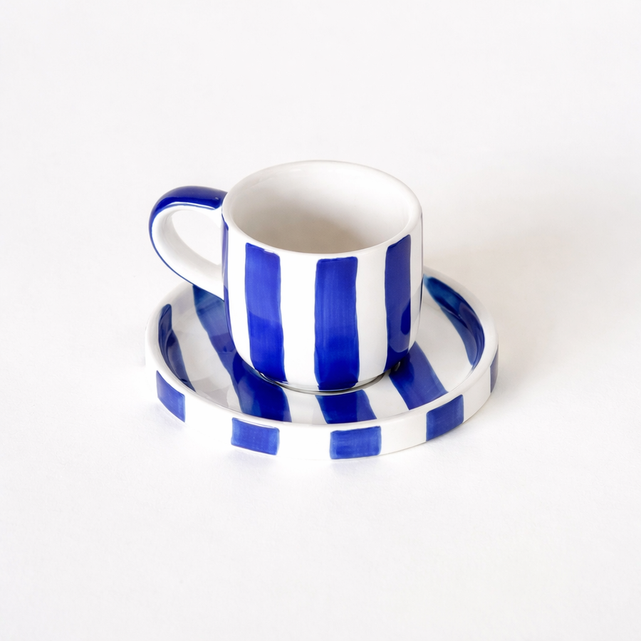 ESPRESSOBECHER MIT UNTERTASSE